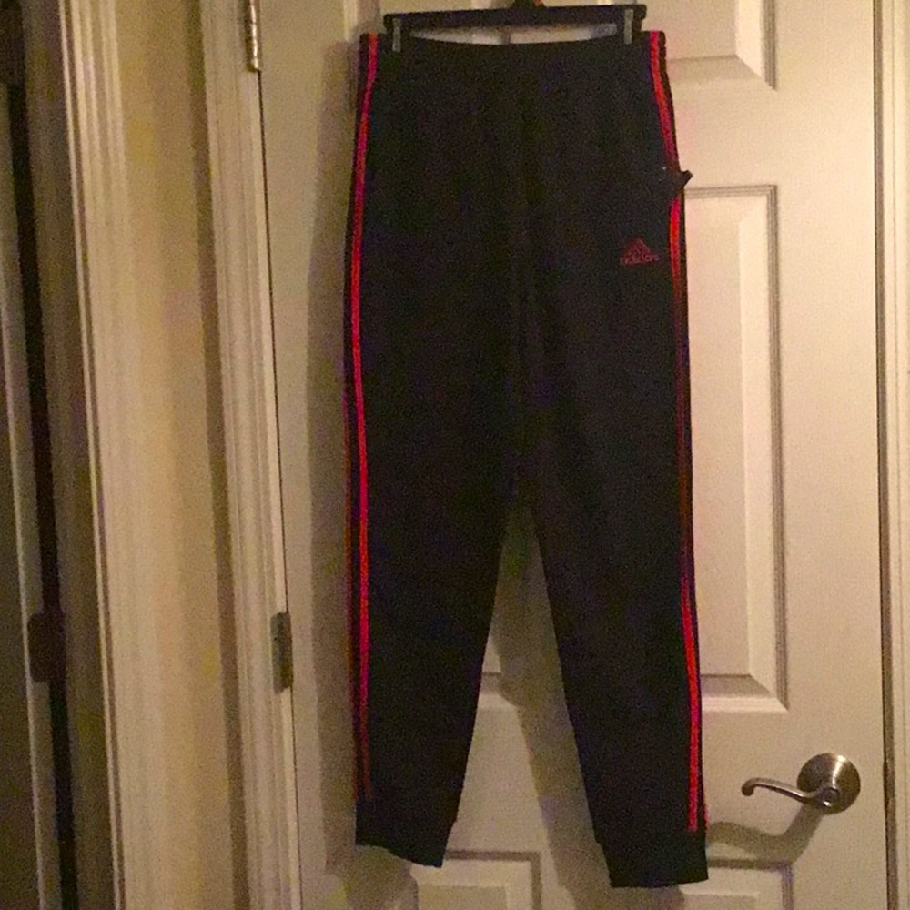 Adidas” Joggers ((m) 🌹 - Picture 3 of 4